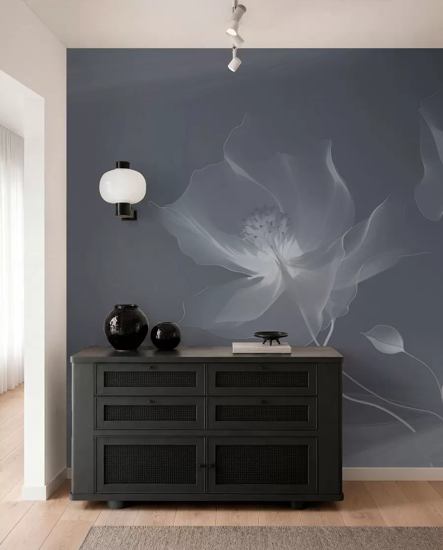 murales de pared Tres gráciles flores de pétalos translúcidos, entrelazadas con cintas de luz y viento en tonos azules w01932v2