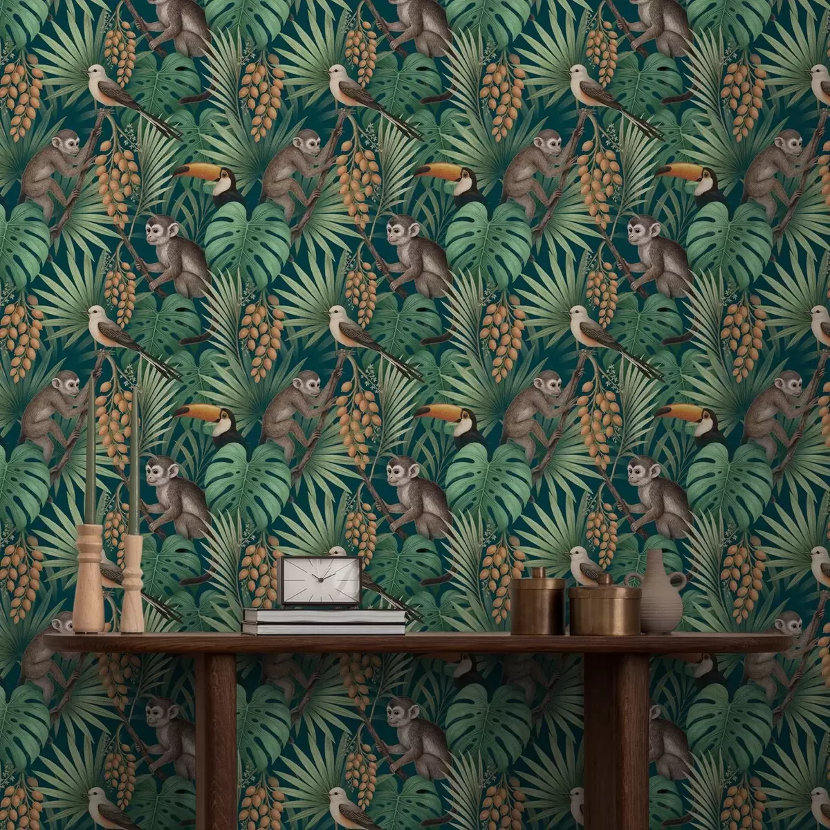 Papel pintado Monos y aves tropicales en la densa vegetación de la selva. a01037