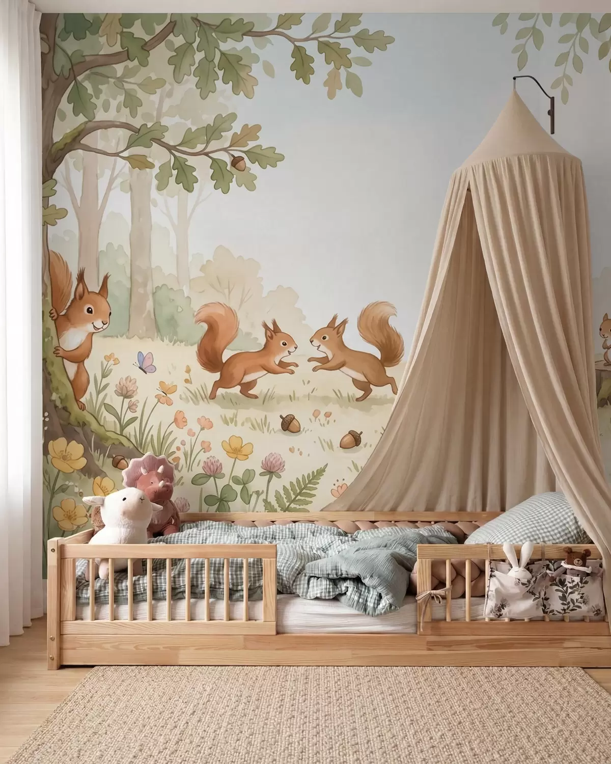 murales de pared Un bosque otoñal con mullidas ardillas rojas, bellotas y delicadas flores silvestres, pintado al estilo de la acuarela w10102